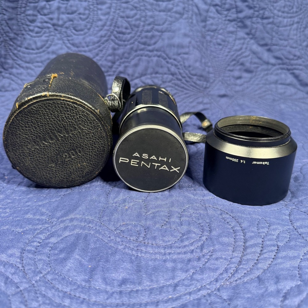 Asahi Pentax Super-Takumar 200mm f4 M42 Mount Lens with Hood and Case EUC